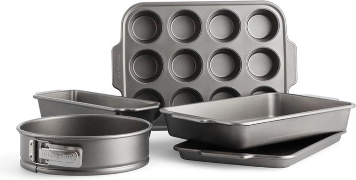 KitchenAid Set da 5 pezzi: pagnotta, tortiera, teglia per biscotti, teglia per muffin 12 pezzi, teglia a forma (24 cm)