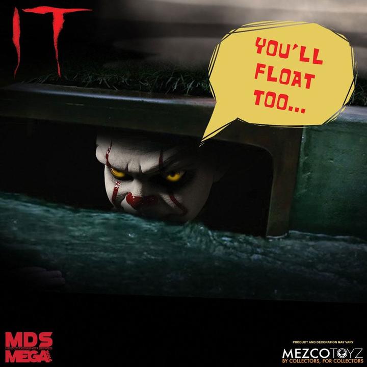 Produktbild Mezco Toys Stephen King: Es - Sprechende Puppe Pennywise
