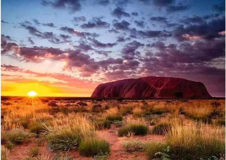 Actual product image Ravensburger Ayers Rock in Australia (1000 pieces)