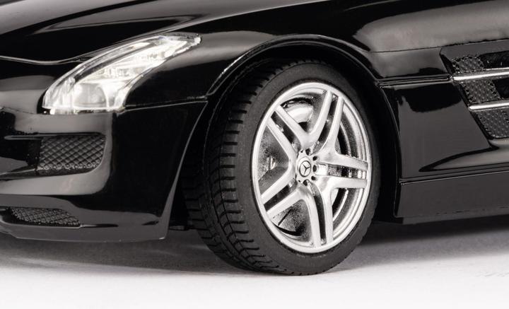 Produktbild Carson 1:24 M.-Benz SLS AMG 2.4G 100% RTR schwa