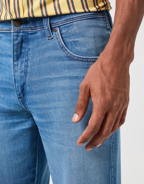 Actual product image Wrangler Jeans Straight Leg Texas High Stretch (38)