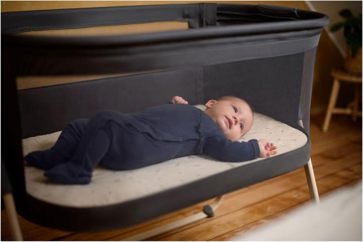 Actual product image Maxi-Cosi Tori co-sleeper Beyond Graphite Eco