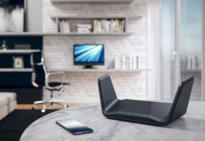 Image du produit Netgear Nighthawk RAXE300