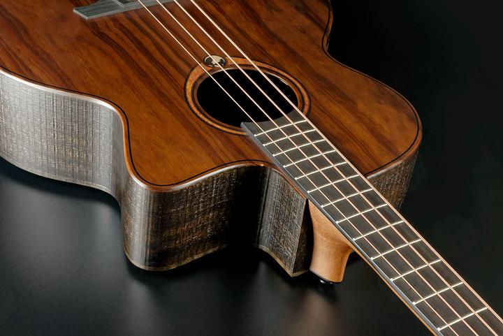 Image du produit Lâg Guitars Sauvage Bce (Basse acoustique, Brown Brankowood (Fingerboard), Pale Brankowood (Top), Smoked Eucalyptus Rough Sawn Finish (Back & Side), Khaya (cou), Black Brankowood (pont))