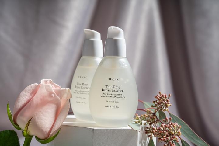 Produktbild Urang - True Rose Repair Essence (50 ml)