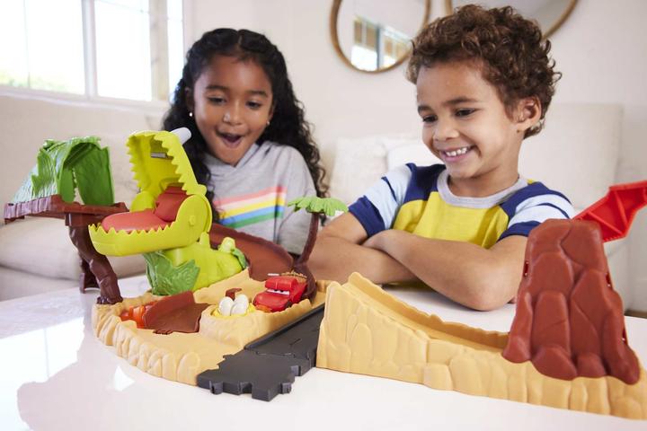 Immagine prodotto Mattel Disney Pixar Cars DISNEY+ DINO PARK PLAYSET (SIOC)