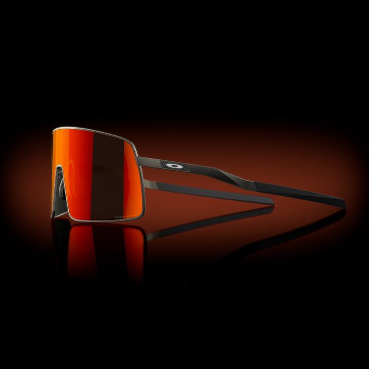 Actual product image Oakley Sutro Ti (prizm ruby, Satin carbon)