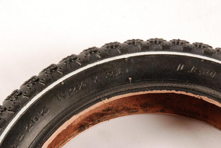 Immagine prodotto Volare Pneumatico Velo da 12,5" x 2 1/4" nero per bambini - Pneumatico di ricambio di alta qualità per
