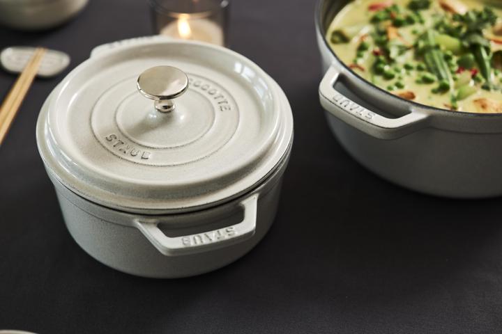 Productafbeelding Staub Ronde cocotte (28 cm, Braadpan + kasserol, Gietijzer)