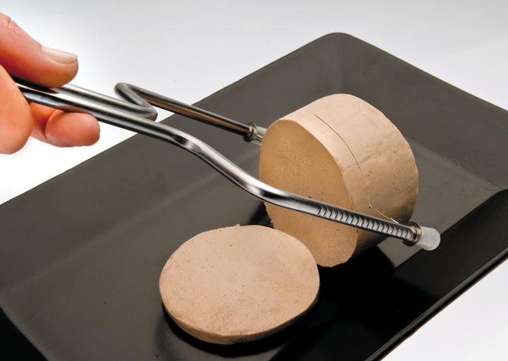Actual product image Ibili Cheese knife with wire Stainless steel 12 cm Ideal for cutting cheese or soft meat (12 cm)
