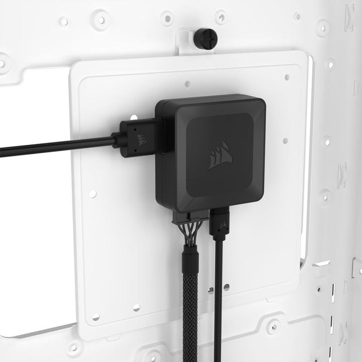 Actual product image Corsair iCUE LINK System Hub
