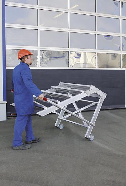 Immagine prodotto Munk Piattaforma di lavoro mobile, larghezza gradini 1000 mm, alluminio nervato 5 gradini (Ponteggio, 151.50 cm)
