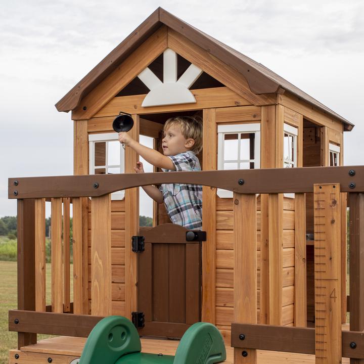 Actual product image Backyard Discovery Echo Heights Playhouse