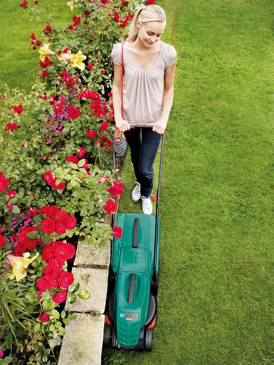Produktbild Bosch Home & Garden Rotak 32 (Netzbetrieb)