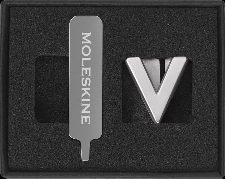 Actual product image Moleskine Pin Letter V Silver (No binding)
