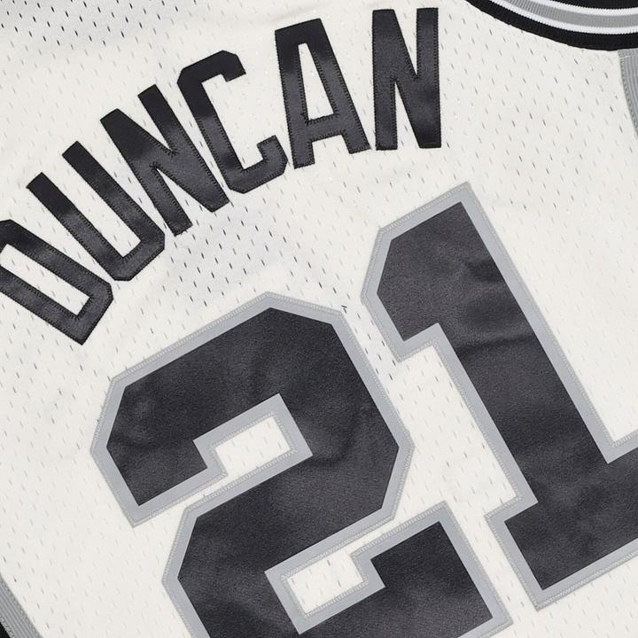 Image du produit Mitchell & Ness Swingman Jersey San Antonio Spurs OFF-WHITE Tim Duncan (L)