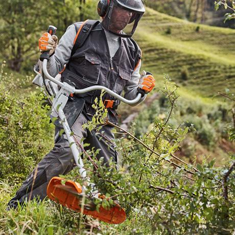 Immagine prodotto Stihl FS 311 Benzine bosmaaier Maaikop AutoCut 46 2 1,4kW (Lama per taglio metalli)
