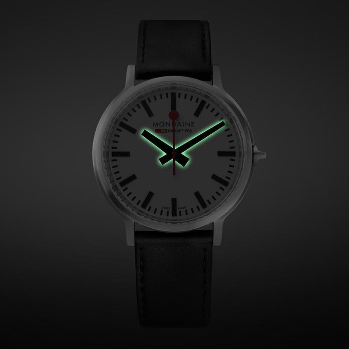 Actual product image Mondaine stop2go - BackLight (Analogue wristwatch, Swiss made, 41 mm)