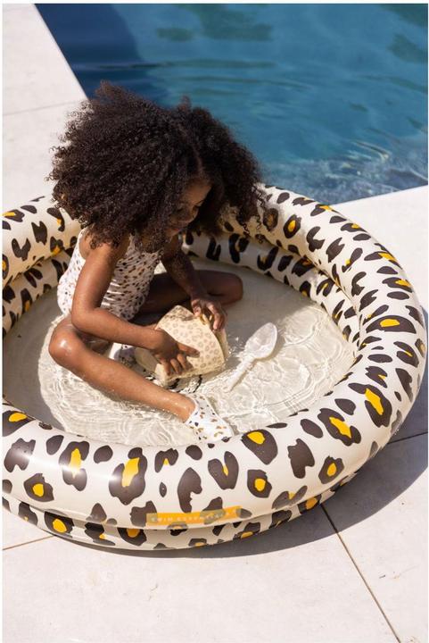 Actual product image Swim Essentials Silicone Jungle beach toy