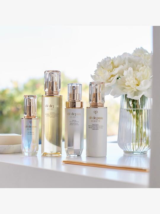 Actual product image Clé De Peau Brightening Serum Supreme (40 ml)