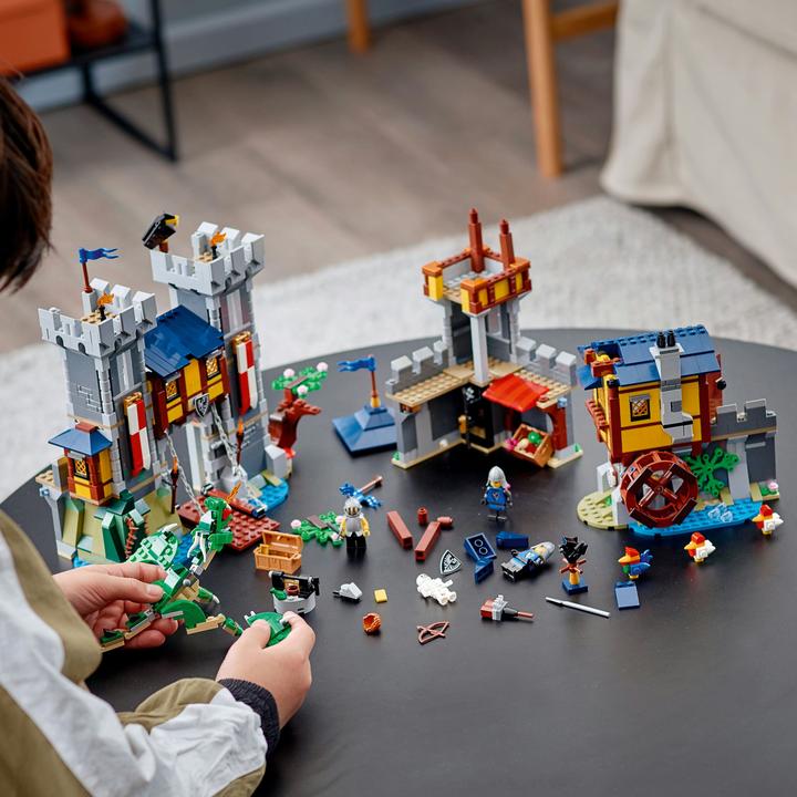 Produktbild LEGO Mittelalterliche Burg (31120, LEGO Creator 3-in-1, LEGO Seltene Sets)