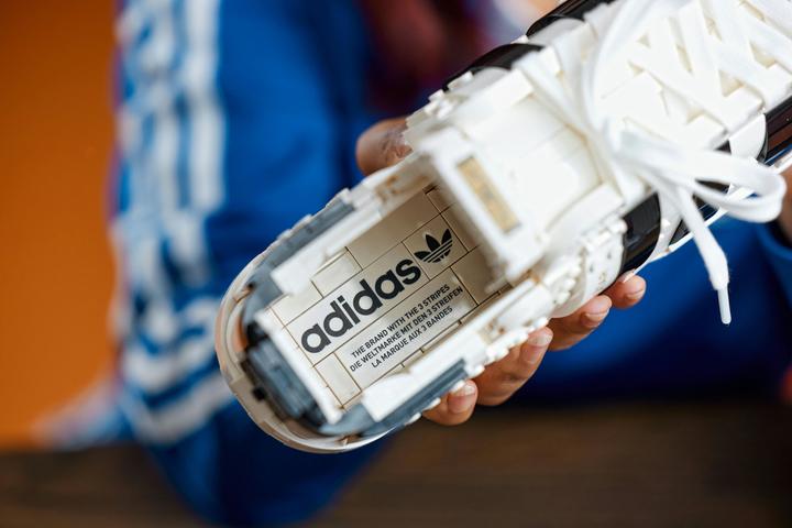 Actual product image LEGO Adidas Originals Superstar (10282, LEGO Icons)