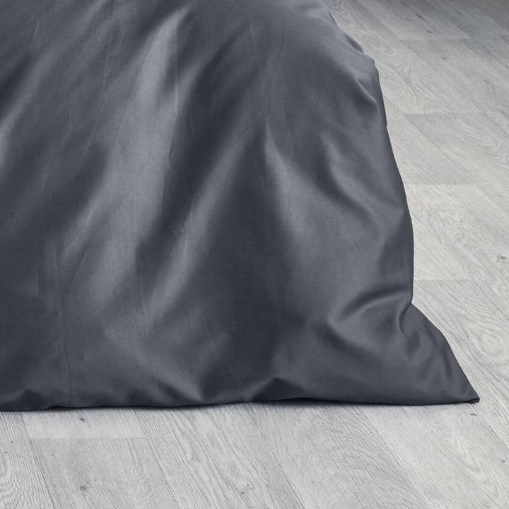 Actual product image Traumschlaf Uni (Bedding set, 135x200 cm + 80x80 cm)
