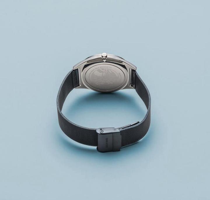 Actual product image Bering Ultra Slim (Analogue wristwatch, 40 mm)