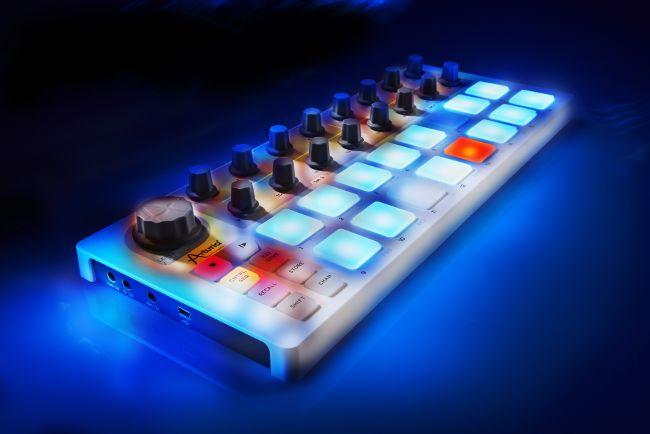 Actual product image Arturia BeatStep (Controller)