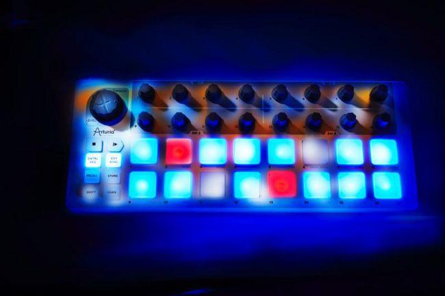 Actual product image Arturia BeatStep (Controller)