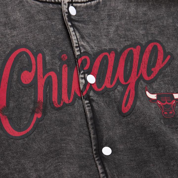 Produktbild Mitchell & Ness M&N Oversized Varsity College Jacke - NBA Chicago Bulls - S (S)
