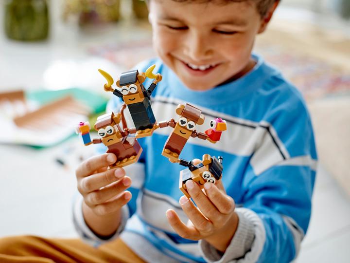 Actual product image LEGO Divertimento creativo - Scimmie (11031, LEGO Classic)