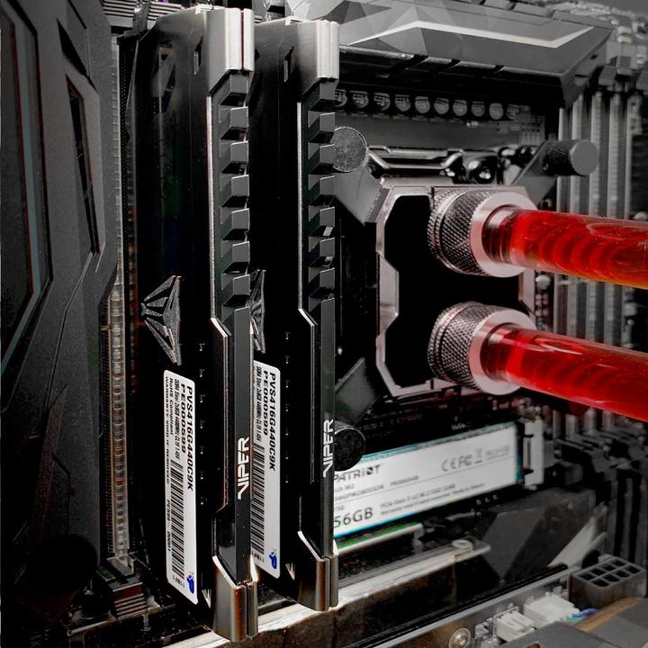 Produktbild Patriot Viper Steel (2 x 16GB, 3200 MHz, DDR4-RAM, DIMM)