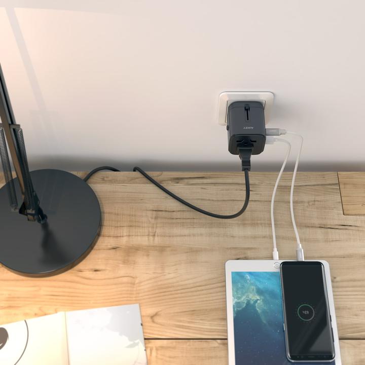 Actual product image Aukey PA-TA01 White Universal Travel Adapter with 1xUSB-C and 2x