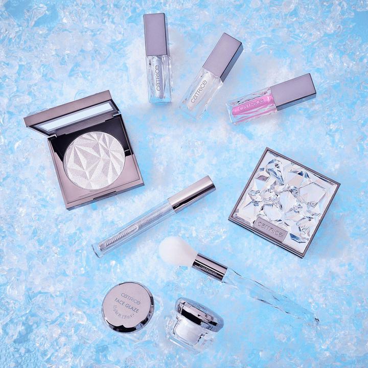 Actual product image Catrice Highlighter brush Arctic Illusion (Highlighter)