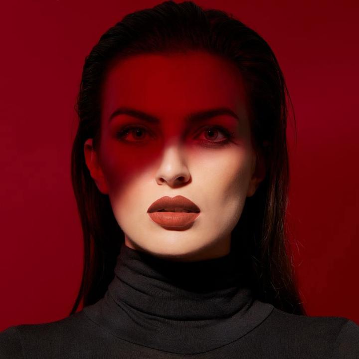 Actual product image Deborah Milano Milano Red Mat Lipstick No 32 (32 Rusty Red)