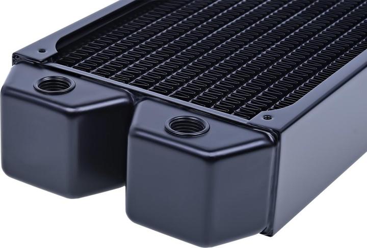 Actual product image Alphacool NexXxoS XT45 Full Copper 360mm (120 mm)