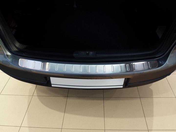 Image du produit Avisa Protection du seuil de chargement en acier inoxydable pour VW Golf 5 Limousine de 2003 à 2008 (Arrière)