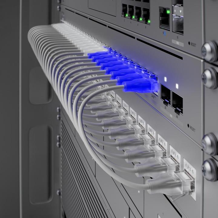 Produktbild Ubiquiti USW-Pro-Max PoE (26 Ports)