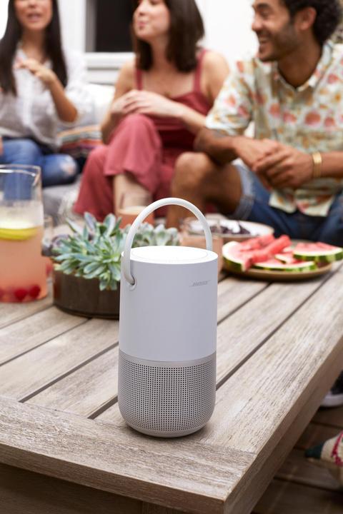 Produktbild Bose Portable Home Speaker (12 h, Akkubetrieb)