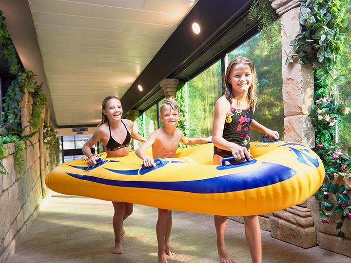 Actual product image Smartbox Abenteuer auf der Wasserrutsche mit 1 Tageskarte für 1 Kind im Alpamare Park (1 pers.)