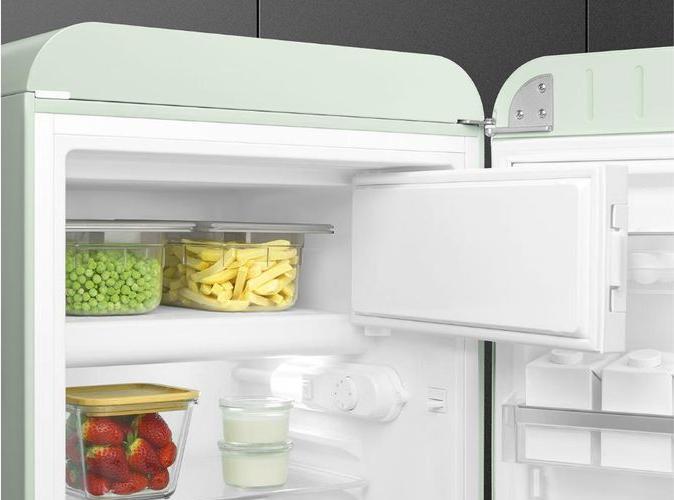 Produktbild Smeg Retro Style FAB10RPG5 (122 l)
