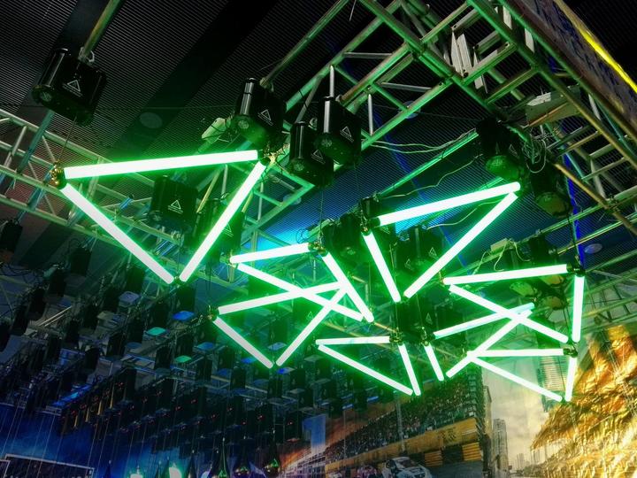 Actual product image Eurolite LED Space Tube 100 + HST-500