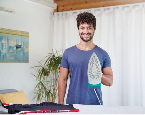 Actual product image Polti Iron PLEU0252 Vaporella Quick & Slide QS210 Steam Iron, 2400 W, Water tank capacity 350 ml, Cont (2400 W, 40 g/min)