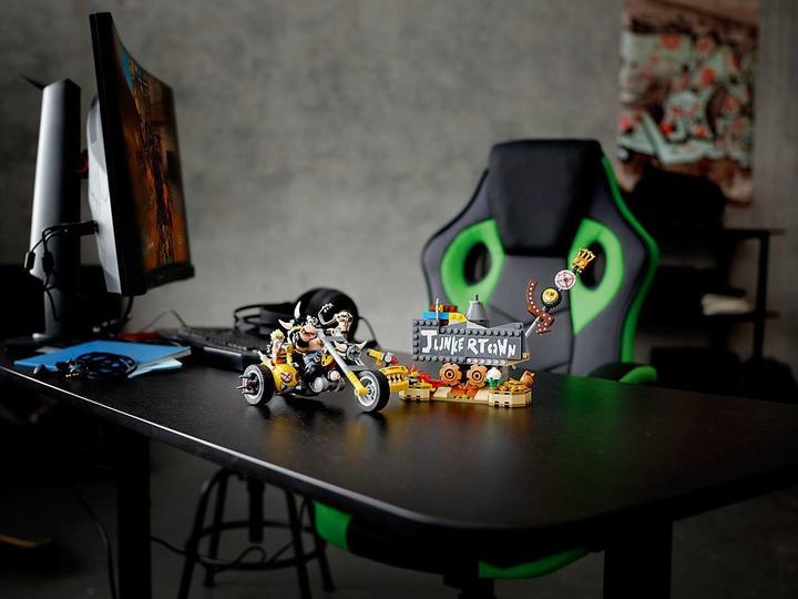 Actual product image LEGO Junkrat & Roadhog (75977, LEGO Overwatch)