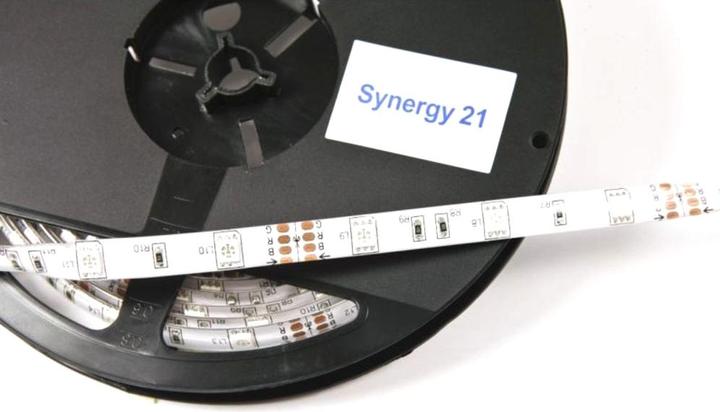 Synergy 21 LED Flex Strip RGB DC24V 36W IP62 (Grün, Blau, Rot, 500 cm, Indoor)