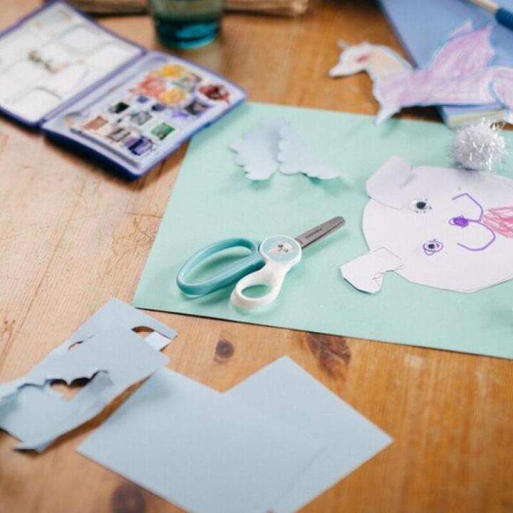 Immagine prodotto Fiskars Forbici per bambini con immagine di cucciolo da 6 anni Lunghezza: 13 cm (13 cm)