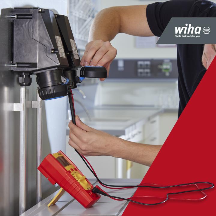 Produktbild Wiha Digitales Multimeter (CAT IV 300V, CAT III 600V)