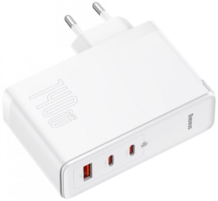 Actual product image Ugreen USB-C PD + USB-A QC 36W Car Charger
