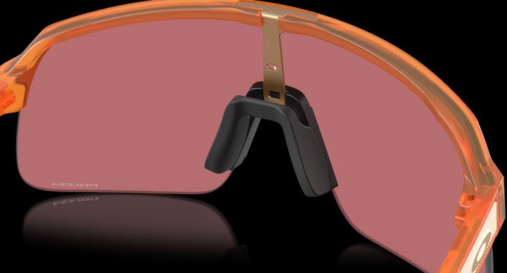 Actual product image Oakley Sutro Lite S - Radbrille (Mat Trans Ginger)